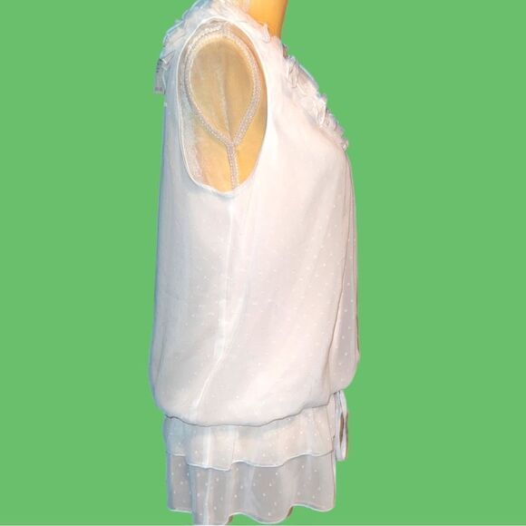 Dress Barn gorgeous white top with dainty design! New! - Picture 8 of 12